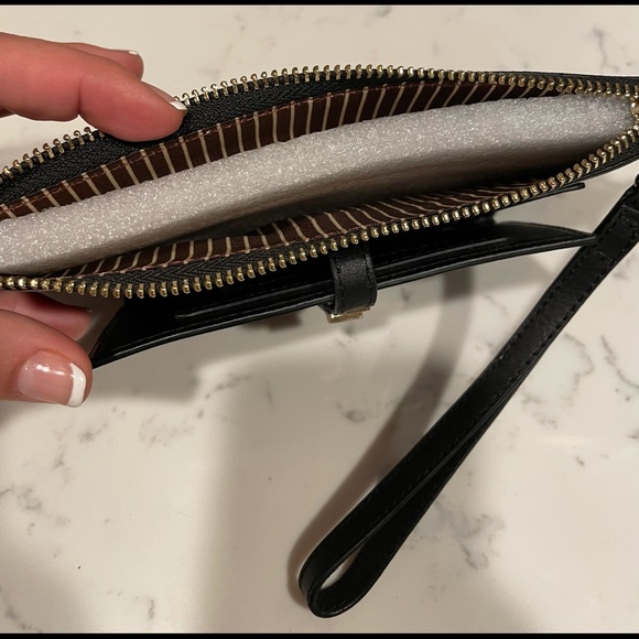 M W wallet/wristlet NWOT - Picture 11 of 14